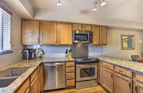 Four O'Clock House | Ski-In Breckenridge Abode: Walk to Main St & Lifts