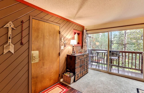 Four O'Clock Condo | Ski-In Condo on Four O'Clock Ski Run - 1 block from Downtown