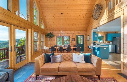 Wolf Laurel House | Ski in/out at Hatley Pointe ~ Views ~ Indoor Slide