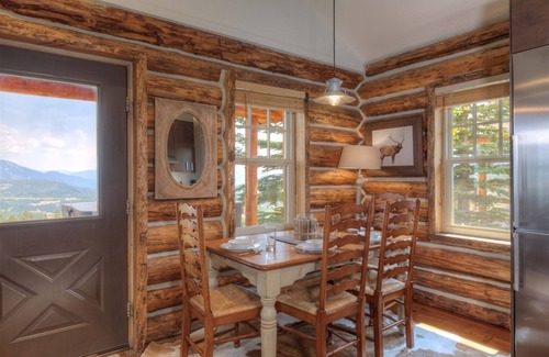 Big Sky Cabin | Ski-in/out Shooting Star Cowboy Heaven Cabin w/Mtn Modern Decor, Views, Hot Tub
