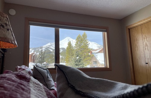 Big Horn Condo | Ski in/Ski Out Big Sky - Steps from the Bear Back Poma