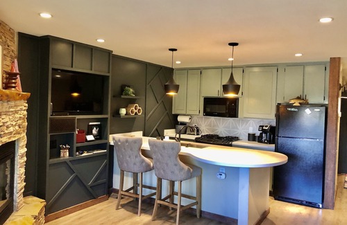 Truckee Condo | * Ski in/Ski Out Condo THE Closest in Ski Trails to Village *
