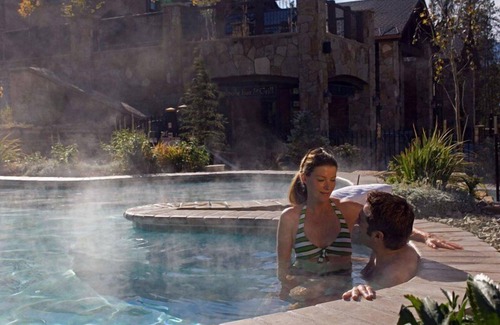 Four O'Clock Condo | Ski-in/Ski-Out! *Luxury Studio at Grand Timber Lodge*