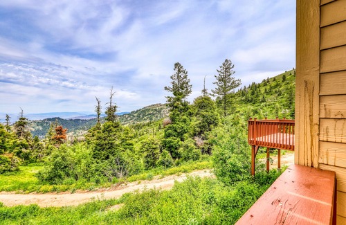 Boise Condo | Ski-in/ski-out of this functional condo- near lifts