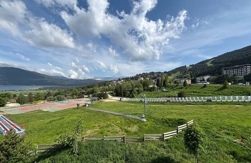 Les Angles Apartment | Ski-In/Ski-Out T3 Apartment with Balcony, Sleeps 6, Parking Included