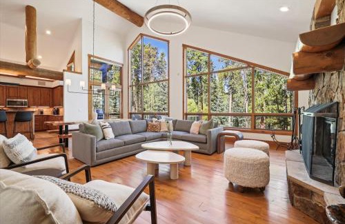 Four O'Clock House | Ski Inn home