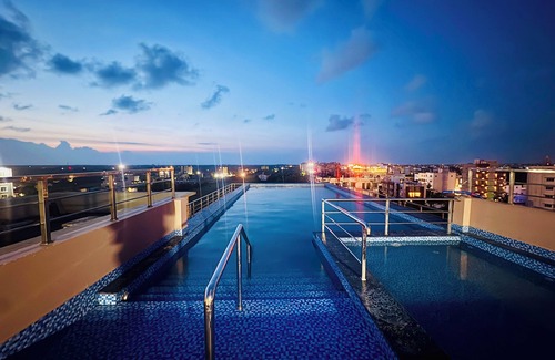 Puri Hotel | SKS in Puri