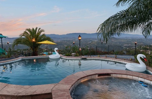 Escondido House | Sky Candy Estate - Sunrise+Sunset Views, Pool, Spa