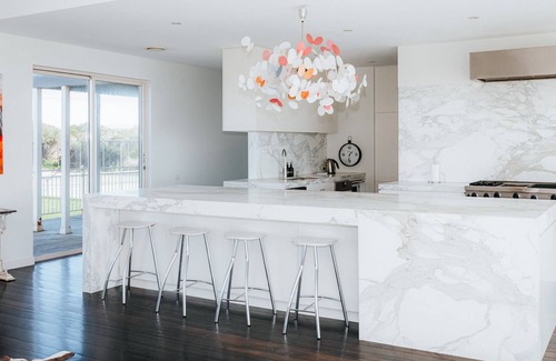 Portsea House | Sky High Majestic Views