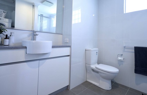 Midland Apartment | Sky High Midland Penthouse Delight