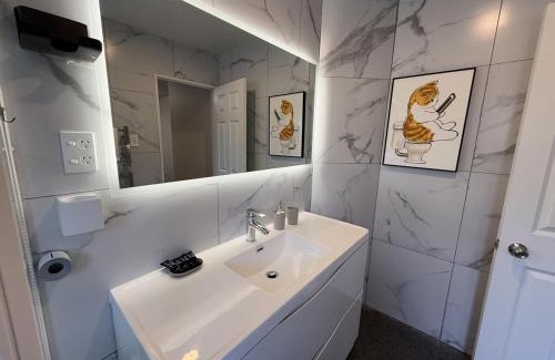 Mount Eden Villa | Sky Stars Serene Haven Villa at Mt Eden