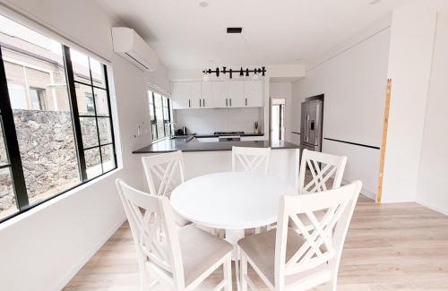 Mount Eden Villa | Sky Stars Serene Haven Villa at Mt Eden
