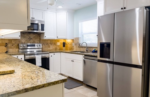 Jensen Beach House | Skyline Breeze - Minutes from downtown Jensen Beach