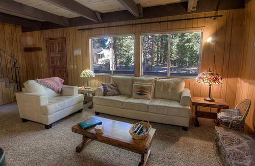Country Club Estates House | Skyline Divine by Lake Tahoe Accommodations