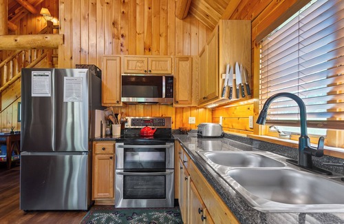 Rangeley Cabin | Slack Tide at Rangeley Lake Resort - with shared waterfront on Rangeley Lake
