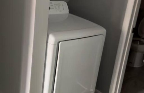 New Rochelle Apartment | Sleek 1 Bedroom Apartment Plus Balcony 30 Mins to NYC