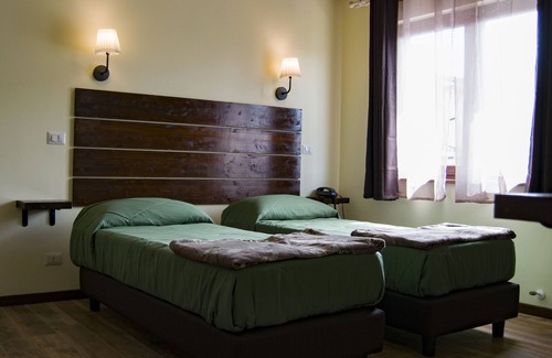 Isola Sacra Hotel | Sleep and go Hotel