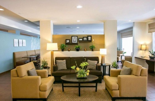 Wells Branch Hotel | Sleep Inn & Suites Austin North - I-35