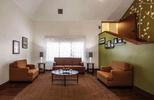 Tulsa Hotel | Sleep Inn & Suites Tulsa Central I-44