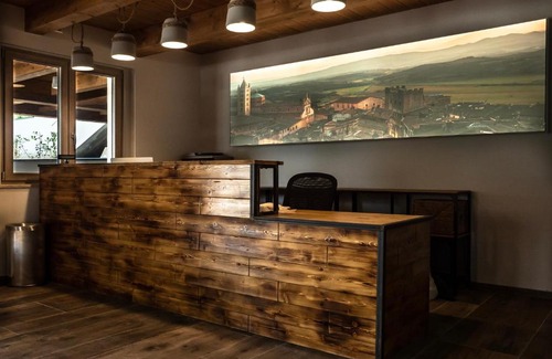 Massa Marittima Hotel | SLEEP 'N' RIDE Massa Marittima