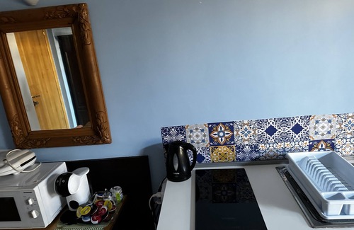 San Giovanni Apartment | Sleep With the Angels in the Eternal City