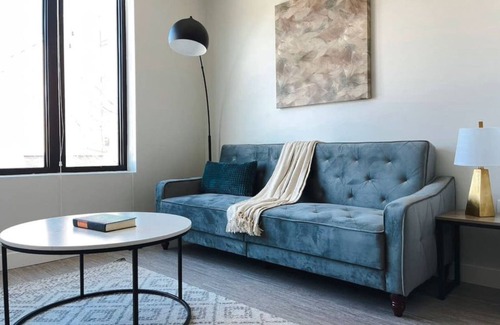 Des Moines Apartment | Sleepover: Attractive Studio and Gym - Des Moines