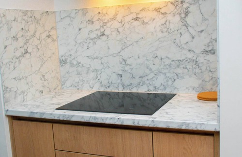 Old Trafford House | Sleeps 14 The Old Trafford Zen by Genesis Living