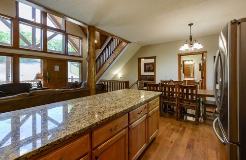 Indian Point House | Sleeps 22 - 8 King Beds - Next to SDC! - Indoor Pool -Vanessa's Vacation Homes