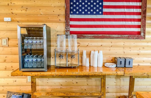 Ironwood Cabin | Sleeps 50 Charming Cozy Northwoods Village Ski Cabin Unique
