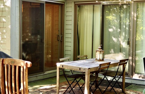 Mashpee Condo | Sleeps 6 @ New Seabury w/Pool - All Season Modern Condo!