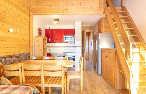 La Lechere Condo | Sleeps 7! 2BR Apt| Scenic Living in Valmorel!