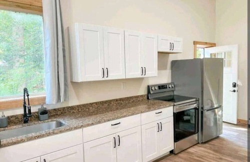 Mayfield Resort | Sleeps 72 on Spider Lake minutes from downtown Traverse City
