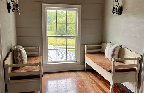 Danielsville House | Sleeps up to 25. Enjoy our large pool & patio. Perfect for football season!