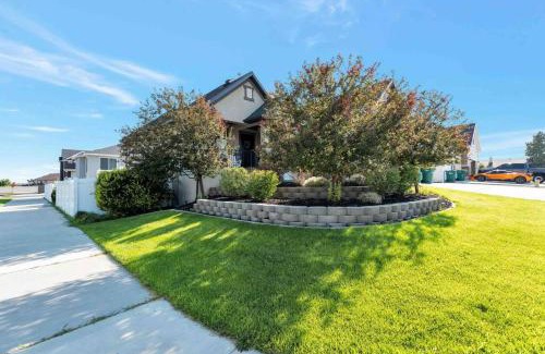 Vineyard Apartment | Sleepy Ridge Apt in Vineyard/Orem (Sleeps 6)
