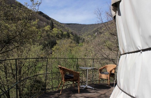 Graissessac House | Small cabin in the middle of the mountains