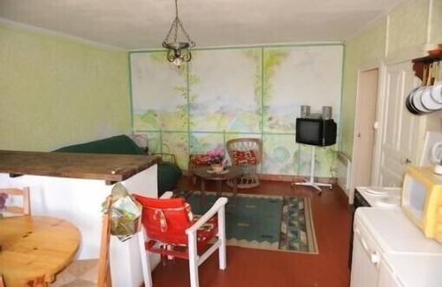 Ouroux-en-Morvan House | Small detached house in the heart of the Morvan