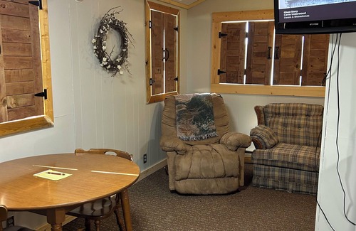 Redfield Cabin | Small Space with a BIG View!