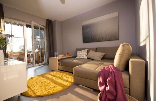 Lemkenhafen House | Small Sundblick by the sea in Lemkenhafen