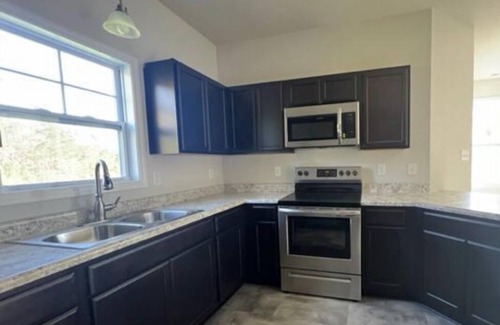 Westgate House | Smart duplex townhouse build in 2023! Near Camp LeJeune