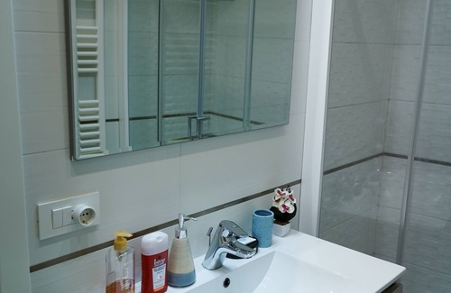 Rho Apartment | [Smart Working area] downtown Rho near station
