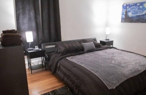 Albany Apartment | Smoking allowed on front porch. King bed. Relaxing. Friendly neighborhood.