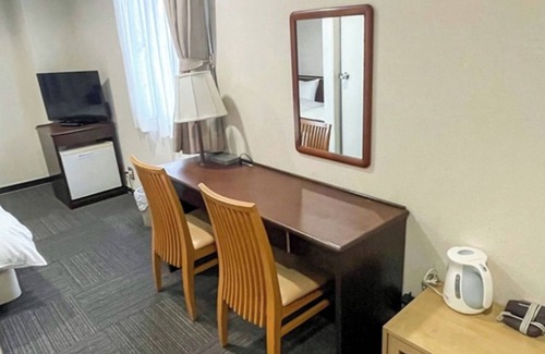 Takatsuki Hotel | Smoking Room only Twin Standard plan/Takatsuki Ōsaka