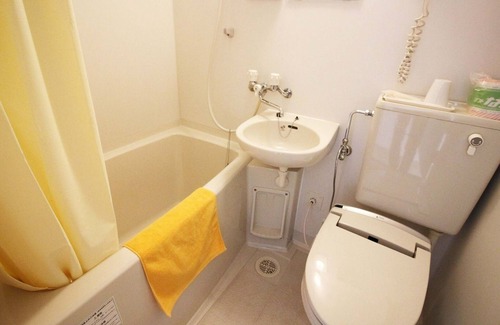 Nishinomiya Hotel | Smoking twin room without meals Recommended room/Nishinomiya Hyōgo