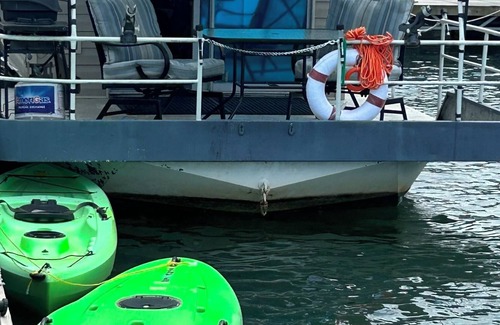 Morristown Boat Rental | Smoky Mountain Lake Life 2