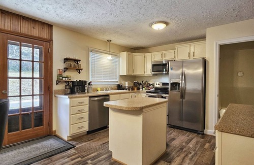 Canton House | Smoky Mountain Panacea- Hot tub