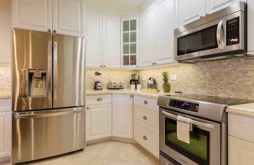 Key West Condo | *SMOOTH SAILING @ THE BEACH* Ocean Condo/Pool & Tennis + LAST KEY SERVICES.