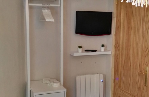 Pradollano Apartment | SNOW IN MIRAMAR, apartment at the foot of the slopes