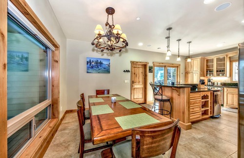 Mountain View Estates House | Snow Mtn Lodge 4BR/2.5BA Luxury Home
