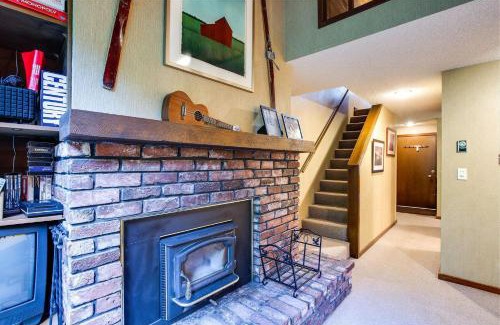 Glacier House | Snowater Condo 59 - A Great Family Condo With a Cabin Feel