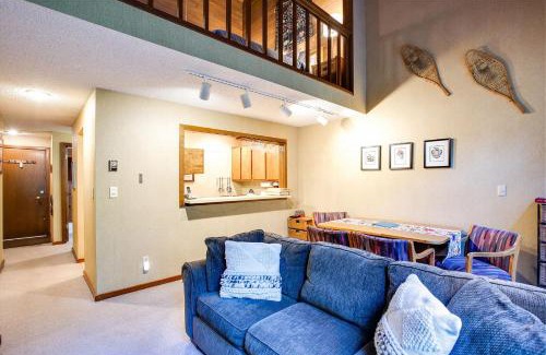 Glacier House | Snowater Condo 59 - A Great Family Condo With a Cabin Feel